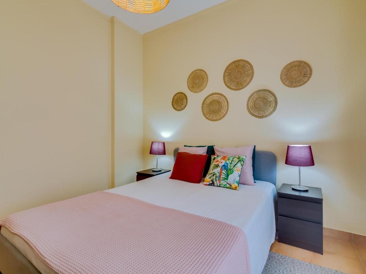 Al - Beachside Hideaway Quarteira Esterno foto